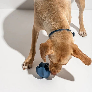 DOG TOY - Navy Twist Toss Throw Toy